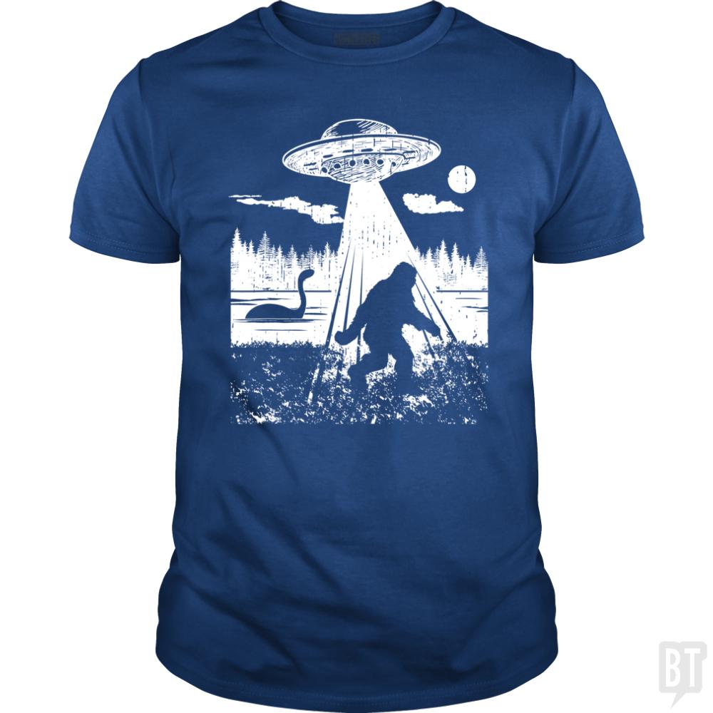 Bigfoot UFO Abduction - BustedTees.com