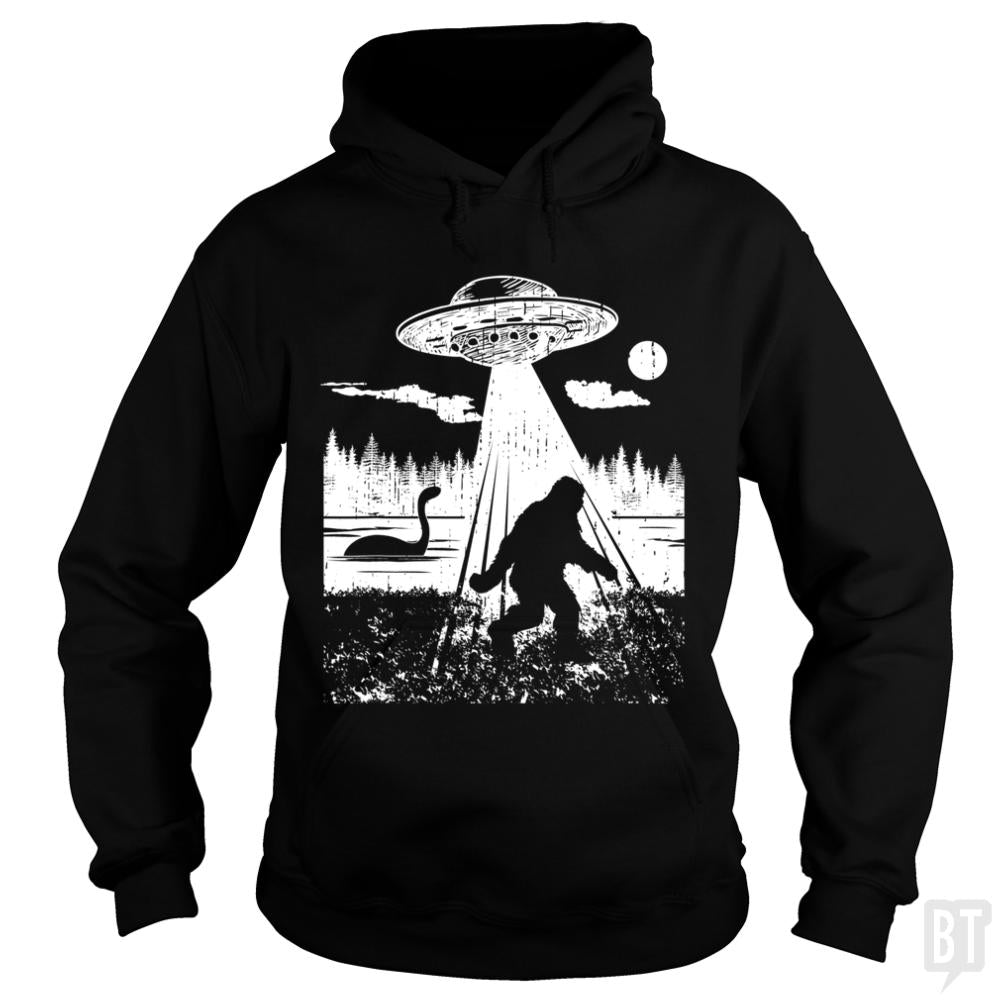Bigfoot UFO Abduction - BustedTees.com