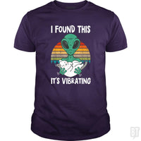 Load image into Gallery viewer, I Found This It&#39;s Vibrating Funny Alien and Cat Vi - BustedTees.com
