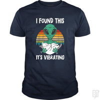 Load image into Gallery viewer, I Found This It&#39;s Vibrating Funny Alien and Cat Vi - BustedTees.com
